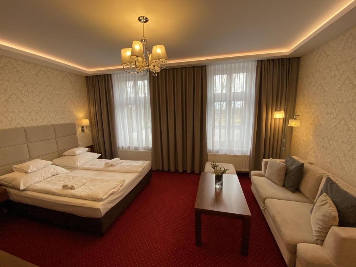 Hotel Zamek Chalupki מראה חיצוני תמונה